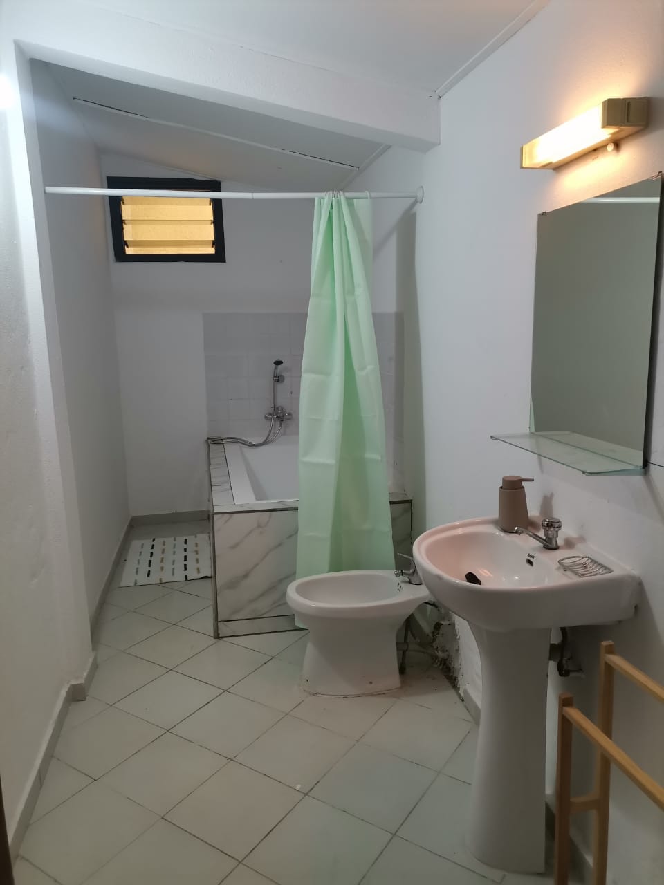 AKWA APPARTEMENT RESIDENCE - Photo 6